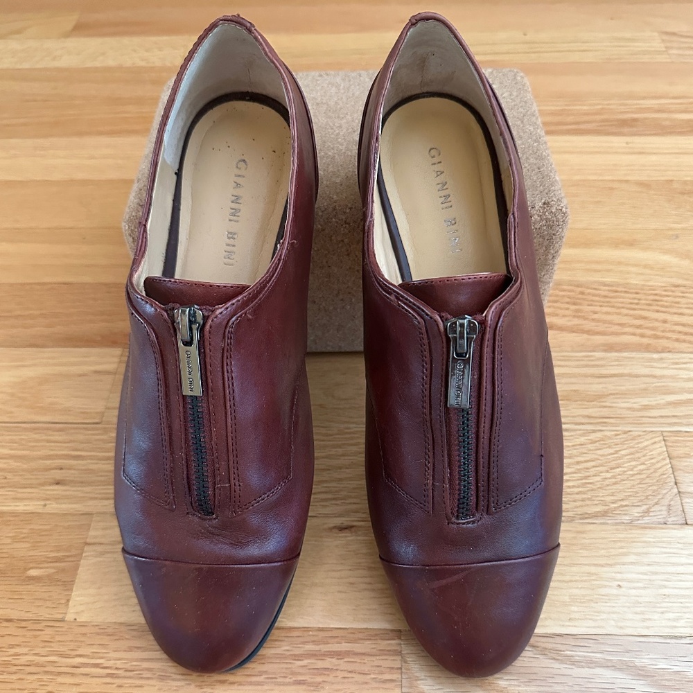 Gianni Bini Burgundy Leather Loafers with Zipper Size 9.5M Womens